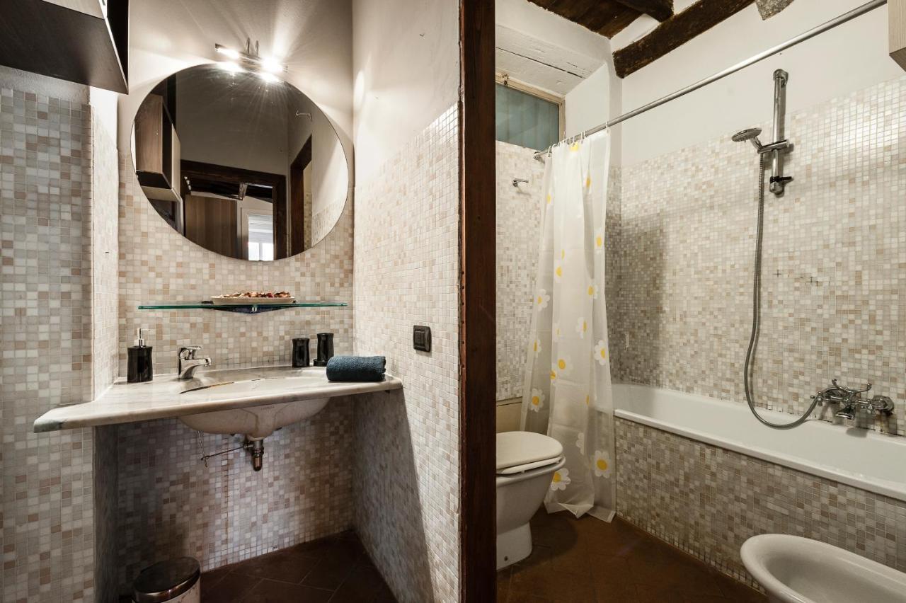 Appartement Hostly - Garden House Near The Tower - Historical House With Private Garden à Pise Extérieur photo