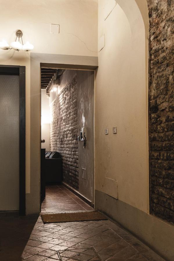 Appartement Hostly - Garden House Near The Tower - Historical House With Private Garden à Pise Extérieur photo