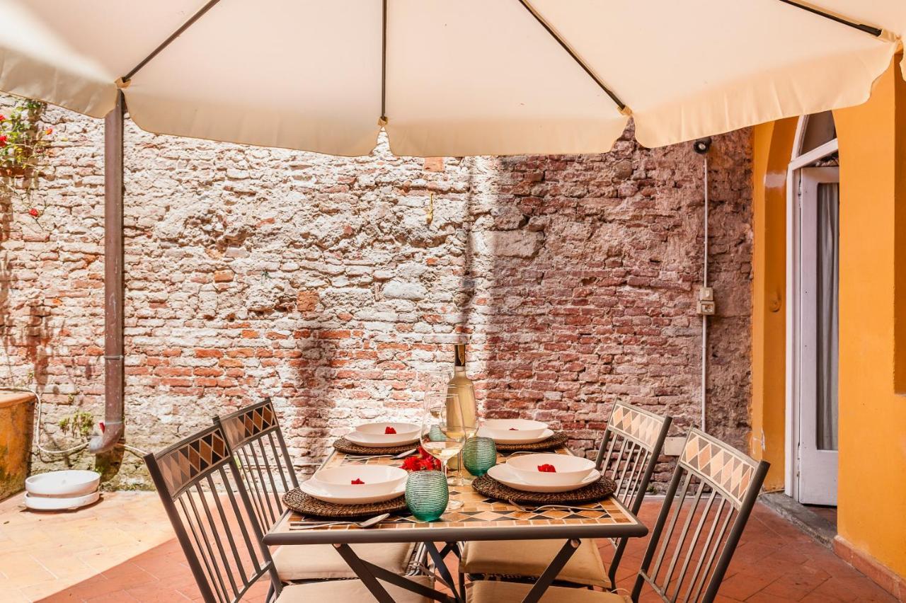 Appartement Hostly - Garden House Near The Tower - Historical House With Private Garden à Pise Extérieur photo